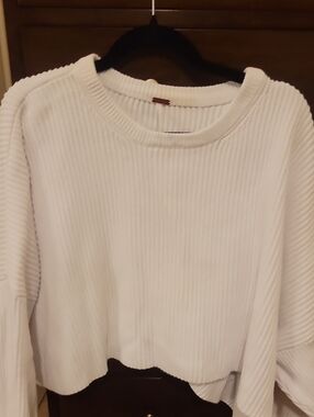 Free People Oversized White Boxy Ribbed Cropped Sweater Size Large